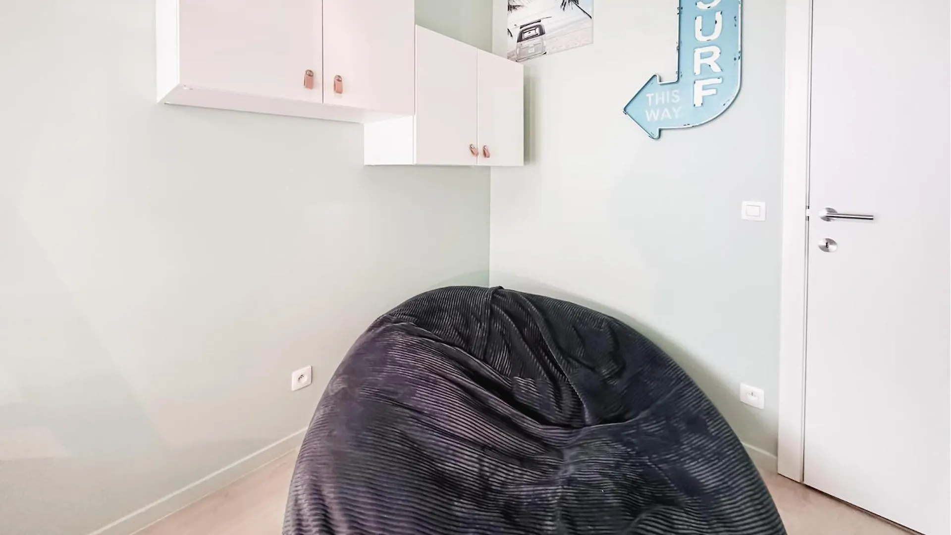 Awesome Apartment In Oostende With Wifi