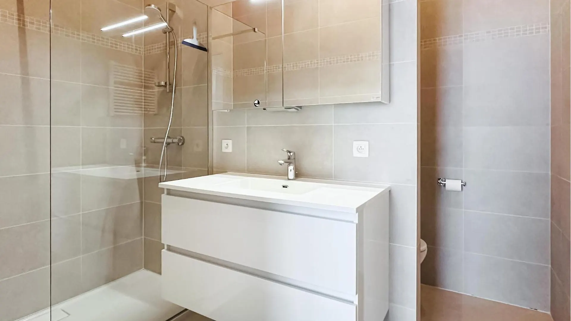 Awesome Apartment In Oostende With Wifi Belgium